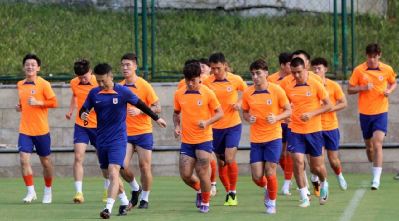 崔康熙回归俱乐部 带领球队全力备战沧州雄狮